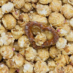 Popcorn (Floricele de Porumb) cu Ciocolata Alba si Brezel, Schmatzi für Schatzi, 1,5Kg - PottKorn