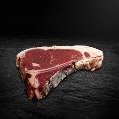 US Beef Angus T-Bone Steak Dry-Aged, Congelat, cca. 800g - SUA