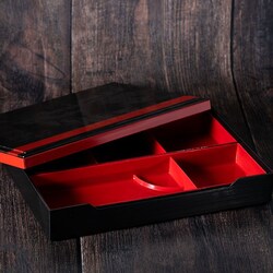 Shokado Bento Box Neagra, Interior Rosu, XL, 38 x 26 x 6cm